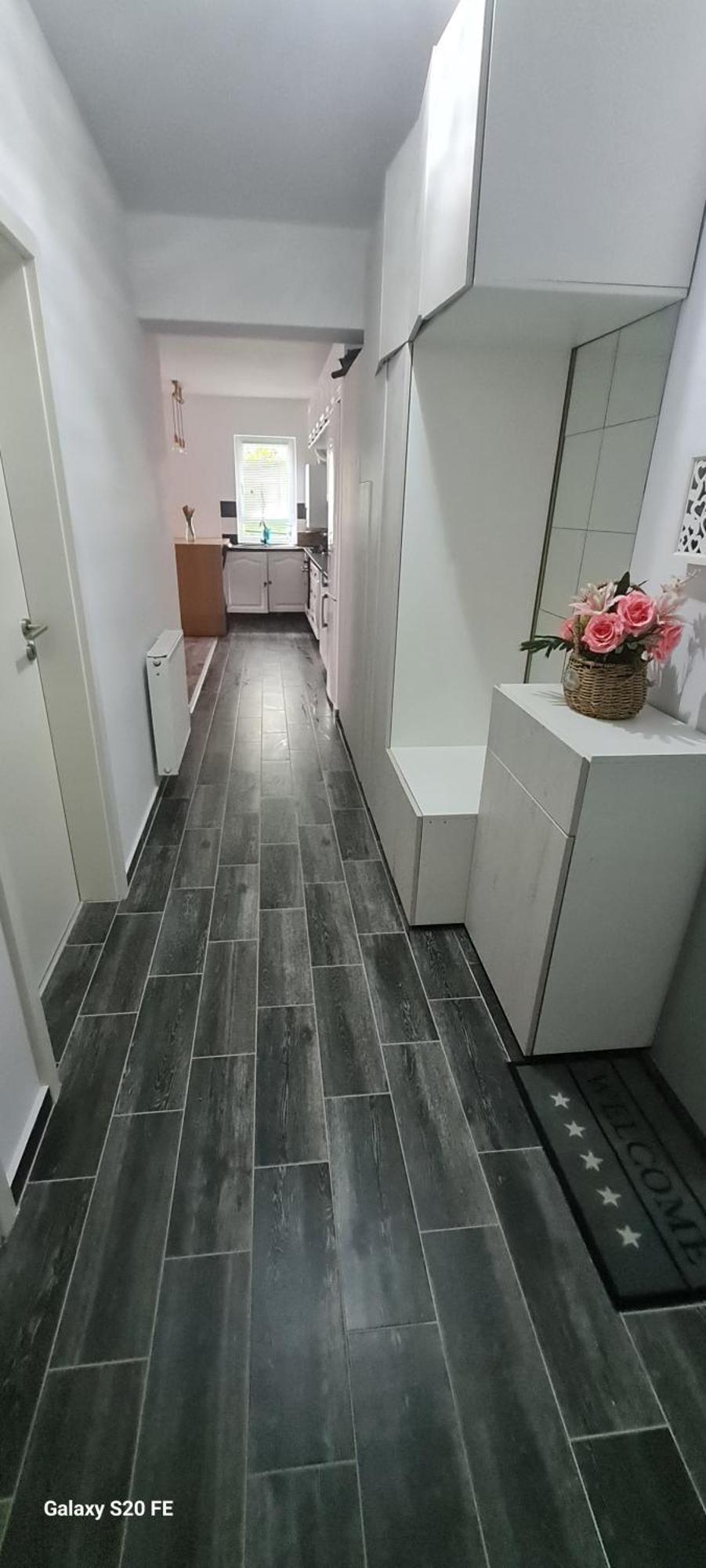 Apartament Regim Hotelier Elis Braşov Extérieur photo